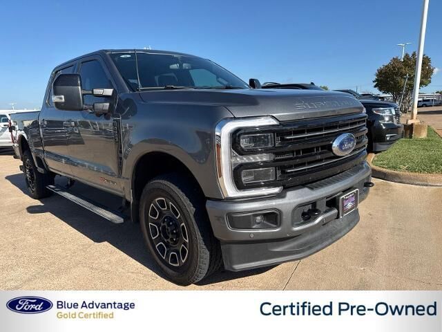 2025 Ford F-250 Super Duty Platinum