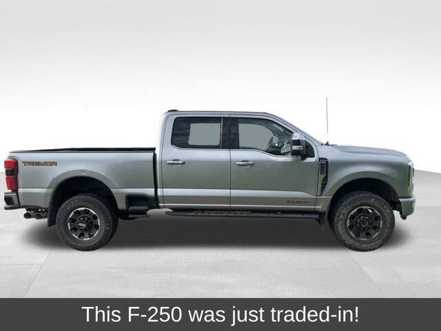 2024 Ford F-250 Super Duty Platinum