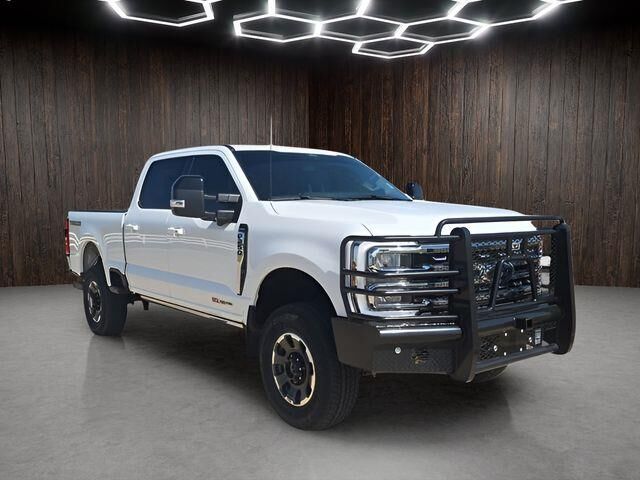 2024 Ford F-250 Super Duty Lariat — photo 1 of 13