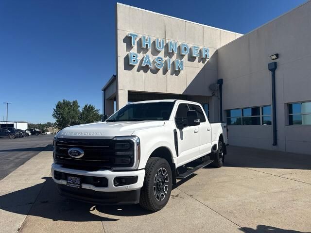 2026 Ford F-250 Super Duty Platinum