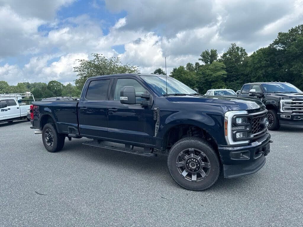 2024 Ford F-250 Super Duty XLT — photo 1 of 14