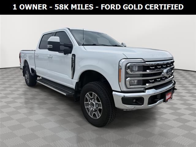 2023 Ford F-250 Super Duty Lariat — photo 1 of 13