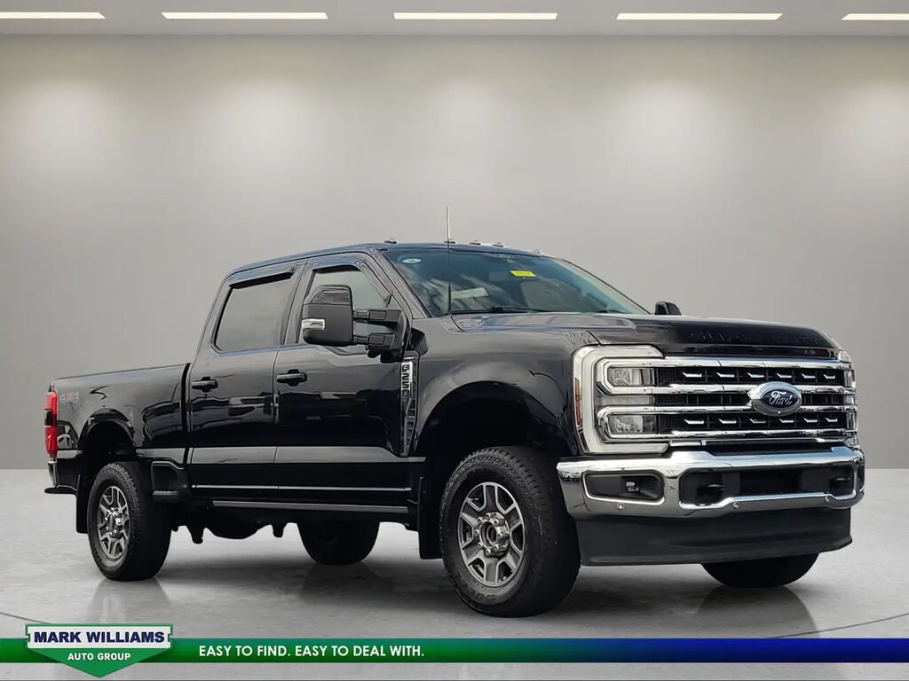 2024 Ford F-250 Super Duty Lariat — photo 1 of 13