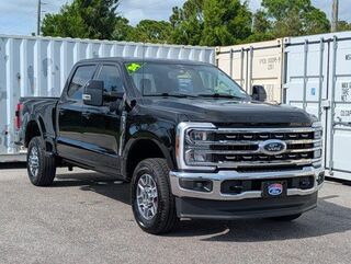 2024 Ford F-250 Super Duty Lariat — photo 1 of 13