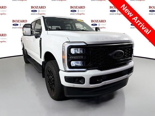 2025 Ford F-250 Super Duty Lariat — photo 1 of 13