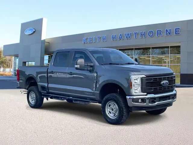 2025 Ford F-250 Super Duty XL — photo 1 of 13