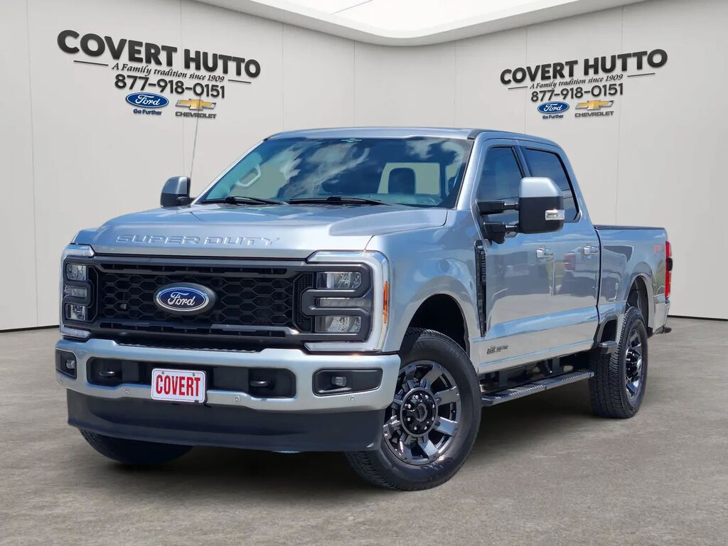 2023 Ford F-250 Super Duty Lariat — photo 1 of 14