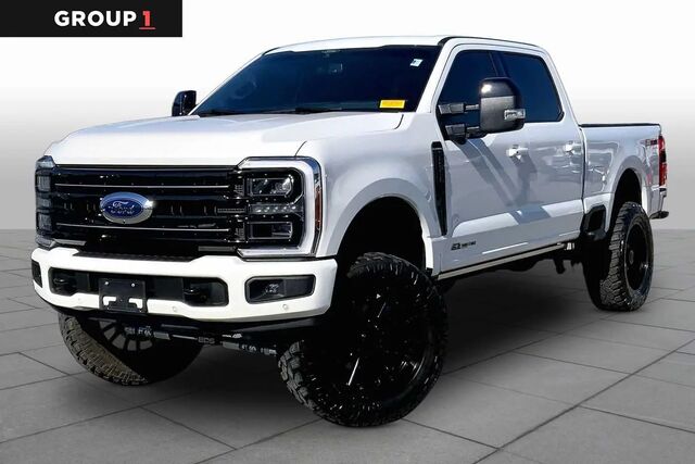 2025 Ford F-250 Super Duty Platinum