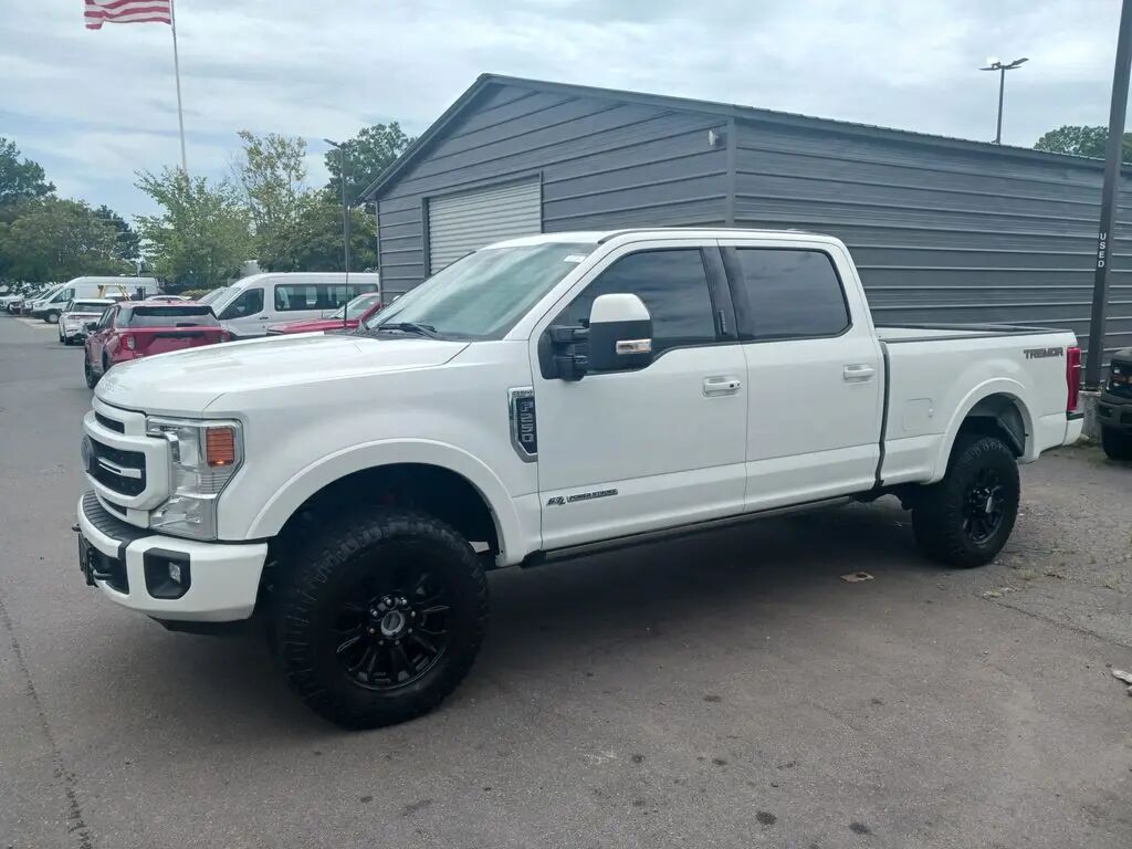 2022 Ford F-250 Super Duty Lariat — photo 1 of 12
