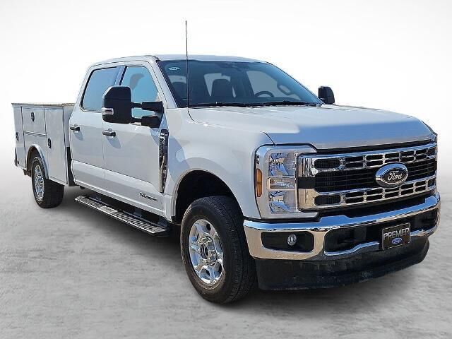 2025 Ford F-250 Super Duty XLT — photo 1 of 16