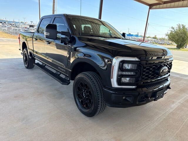 2025 Ford F-250 Super Duty Lariat