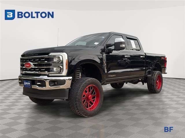 2023 Ford F-250 Super Duty Lariat — photo 1 of 13