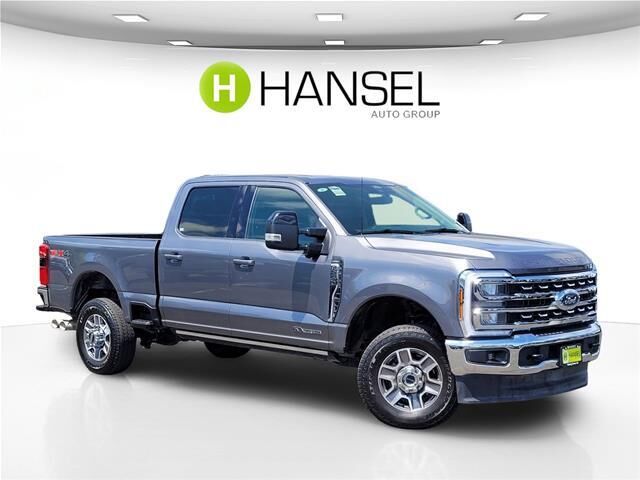 2024 Ford F-250 Super Duty Lariat — photo 1 of 13
