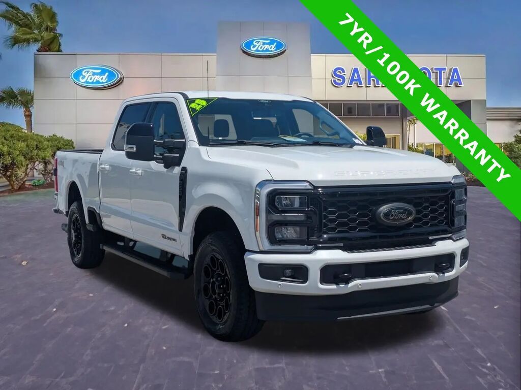 2025 Ford F-250 Super Duty Lariat — photo 1 of 13