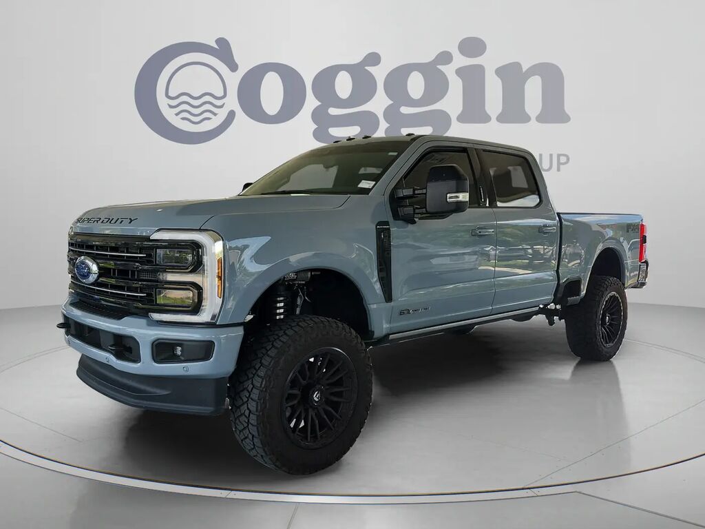 2026 Ford F-250 Super Duty Platinum — photo 1 of 13