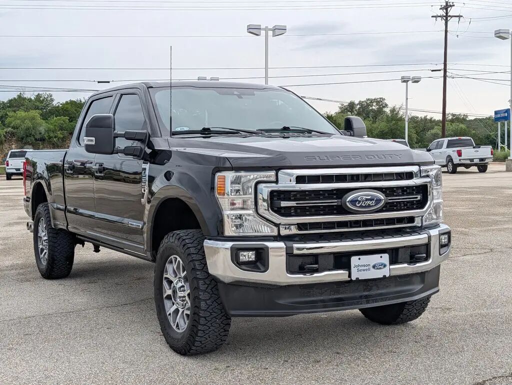 2022 Ford F-250 Super Duty Lariat — photo 1 of 13