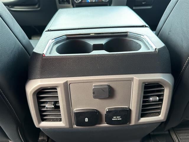 2022 Ford F-250 Super Duty Lariat — photo 1 of 13