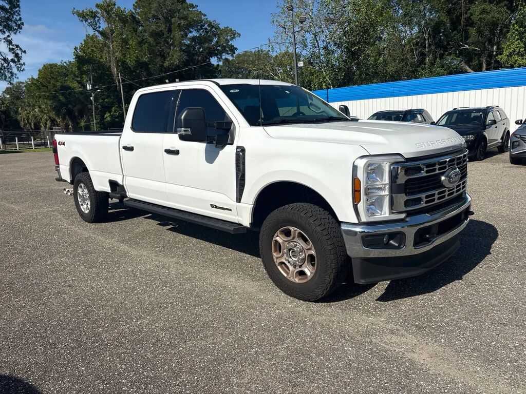 2025 Ford F-250 Super Duty XLT — photo 1 of 14