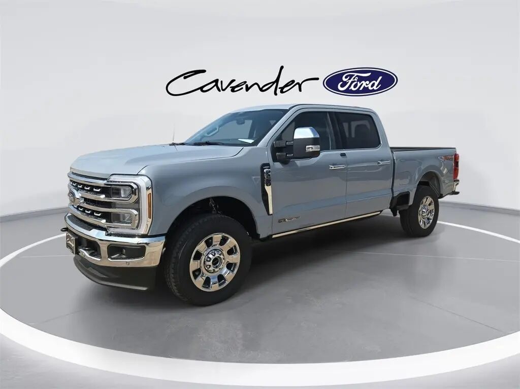 2025 Ford F-250 Super Duty Lariat — photo 1 of 13
