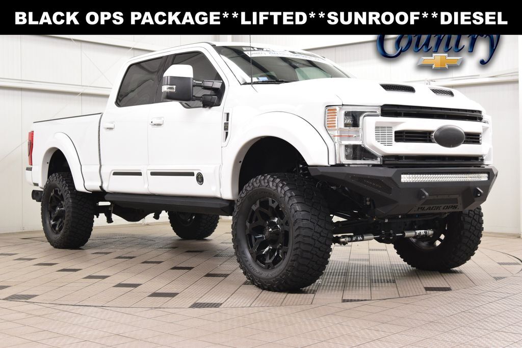 2022 Ford Super Duty F-250 SRW Lariat — photo 1 of 11
