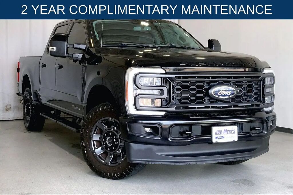 2023 Ford F-250 Super Duty Lariat — photo 1 of 13