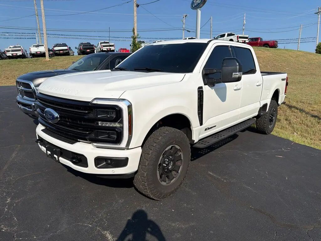 2026 Ford F-250 Super Duty Platinum — photo 1 of 13