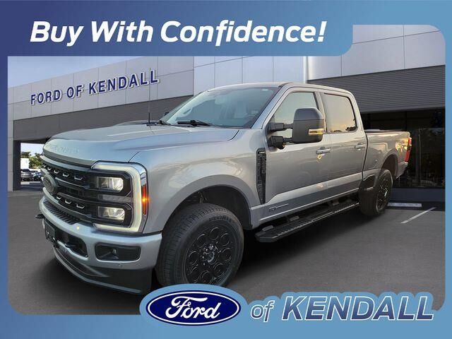 2024 Ford F-250 Super Duty Lariat — photo 1 of 13