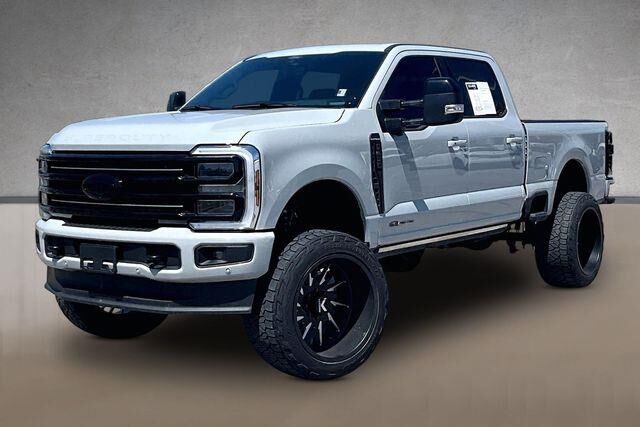2025 Ford F-250 Super Duty Platinum