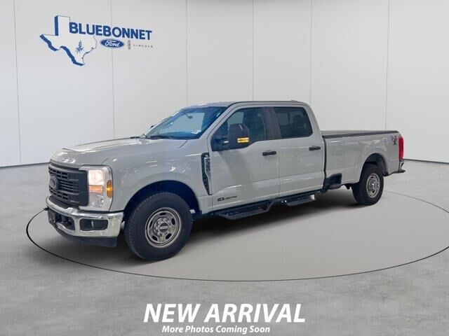 2026 Ford F-350 Super Duty Lariat