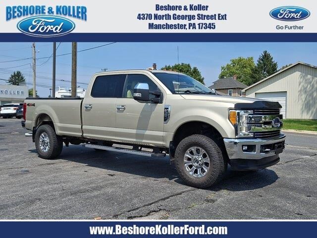2017 Ford F-350 Super Duty Lariat