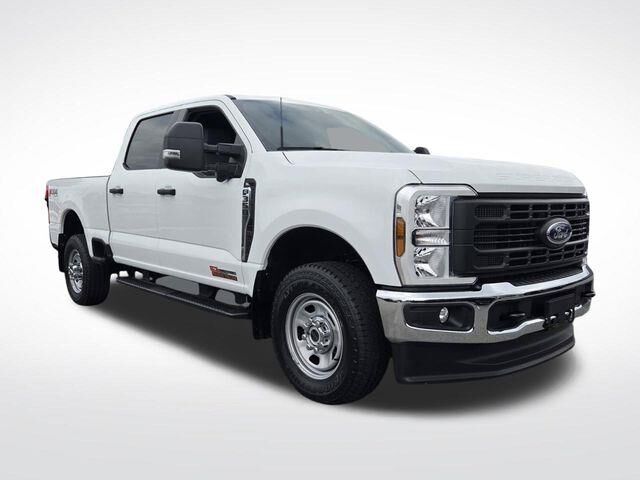 2025 Ford F-350 Super Duty XL — photo 1 of 13