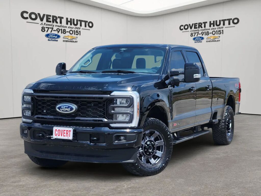 2024 Ford F-350 Super Duty Lariat — photo 1 of 13