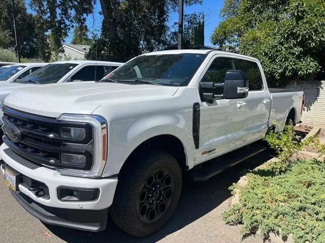 2023 Ford F-350 Super Duty Lariat