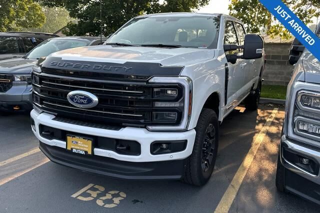 2026 Ford F-350 Super Duty Platinum
