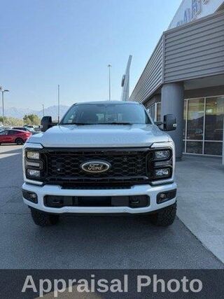 2026 Ford F-350 Super Duty Lariat