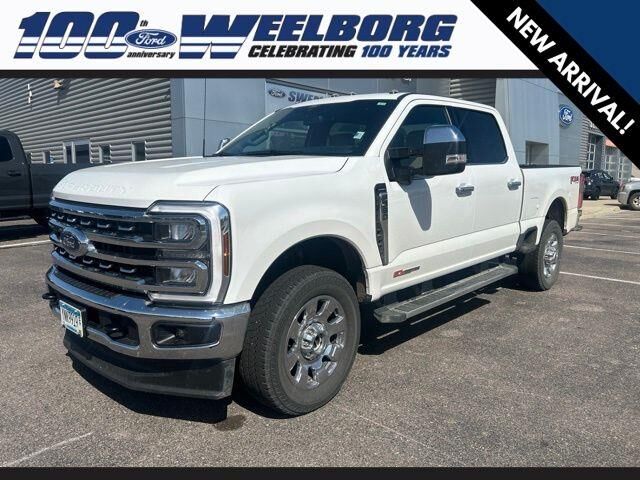 2025 Ford F-350 Super Duty Lariat