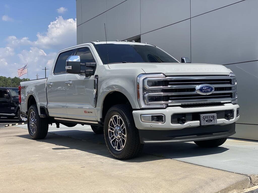 2026 Ford F-350 Super Duty Platinum — photo 1 of 1