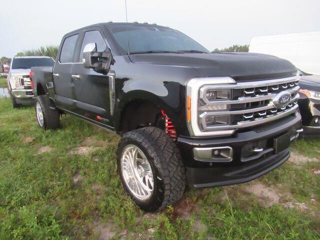 2023 Ford F-350 Super Duty Platinum