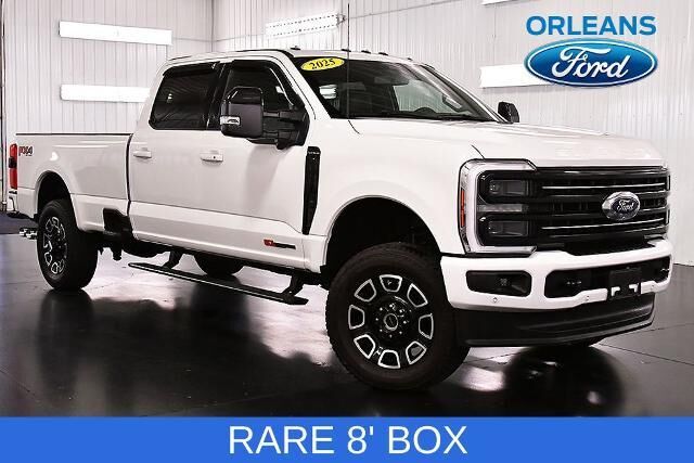 2025 Ford F-350 Super Duty Platinum