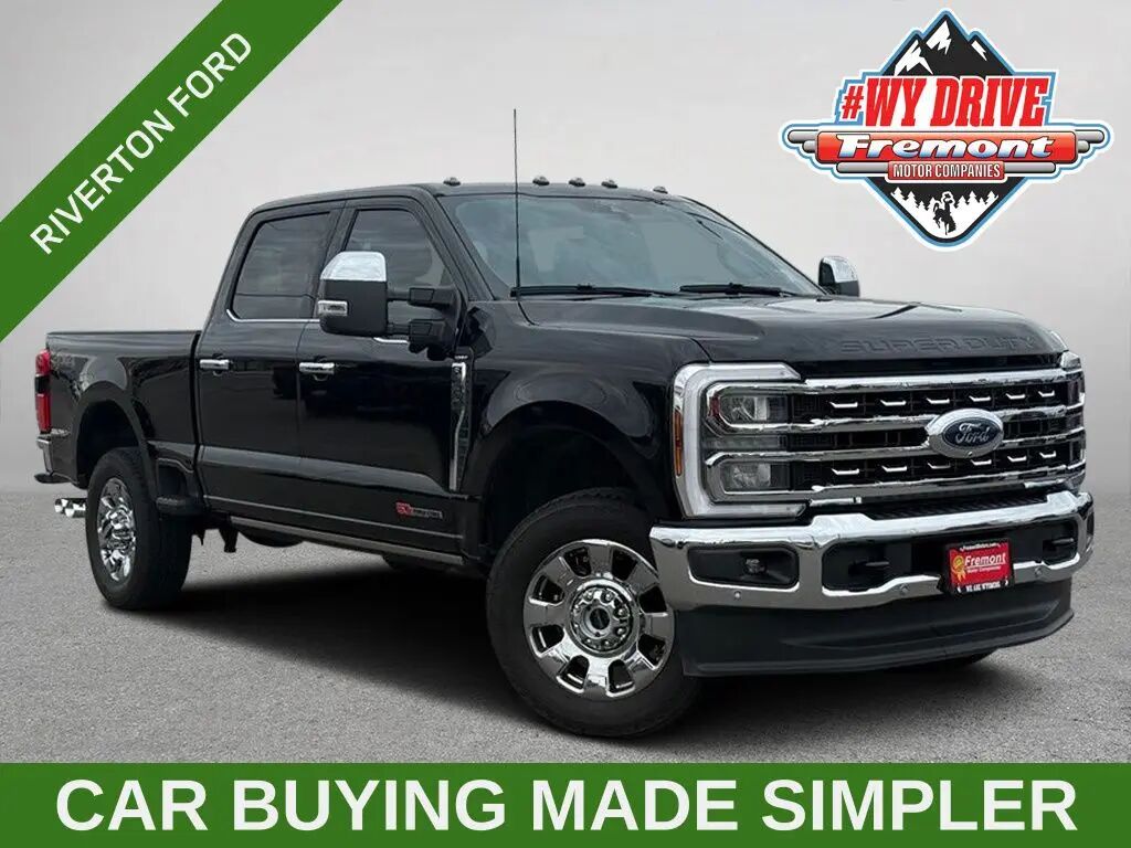2026 Ford F-350 Super Duty Lariat — photo 1 of 13