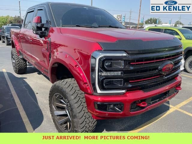 2025 Ford F-350 Super Duty Platinum