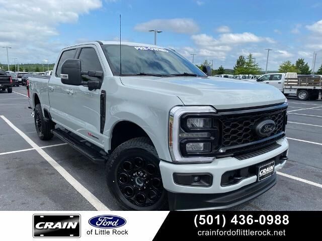 2025 Ford F-350 Super Duty Lariat