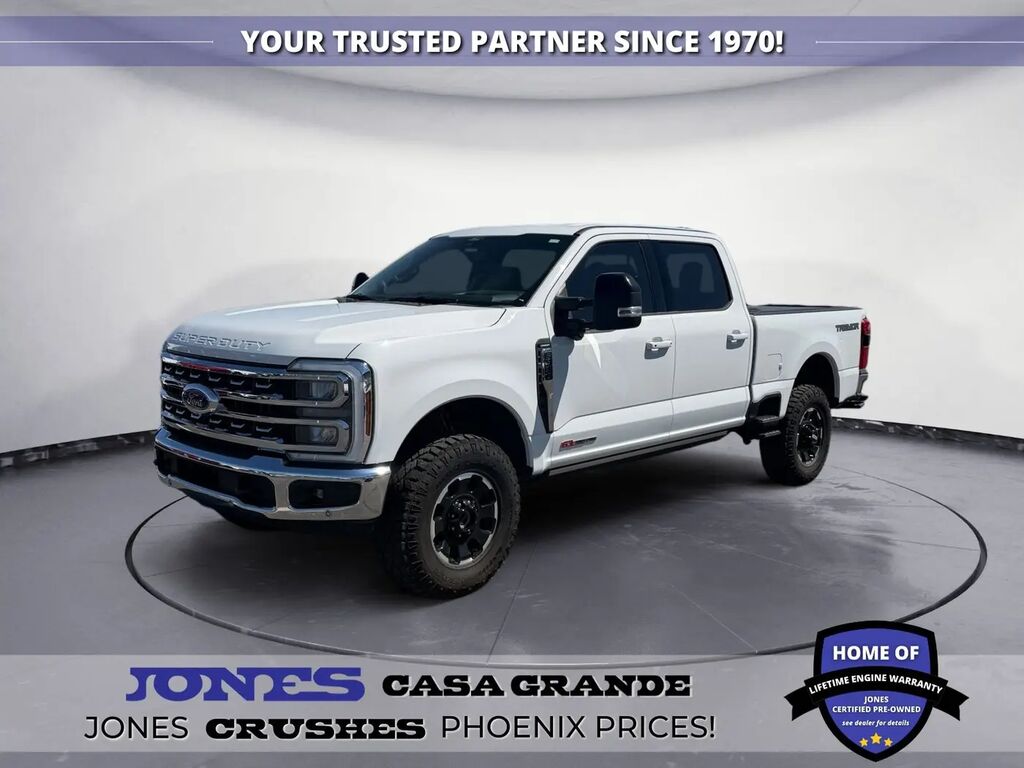 2025 Ford F-350 Super Duty Lariat — photo 1 of 13
