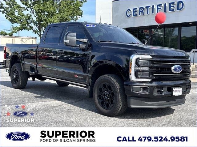 2025 Ford F-350 Super Duty Platinum