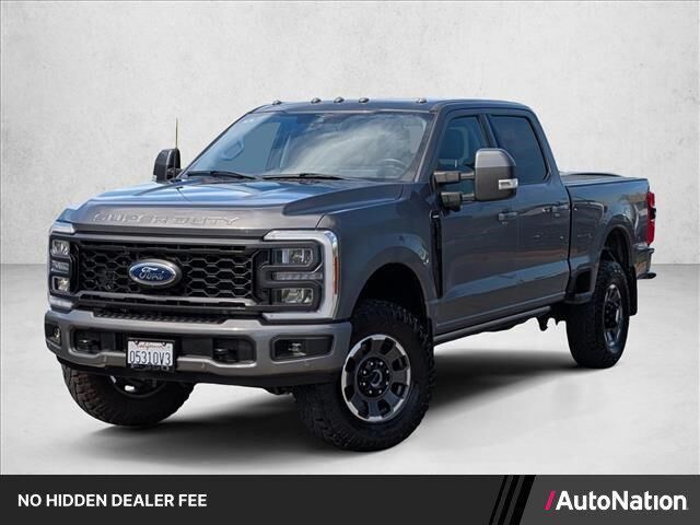 2023 Ford F-350 Super Duty Lariat — photo 1 of 13