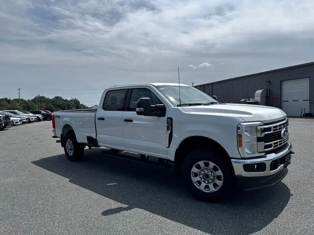 2024 Ford F-350 Super Duty XLT