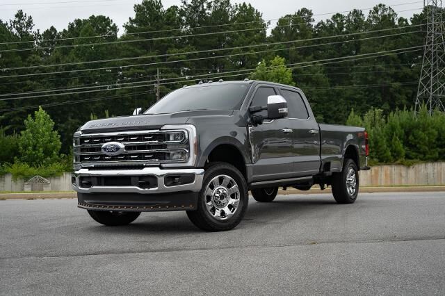 2026 Ford F-350 Super Duty Lariat