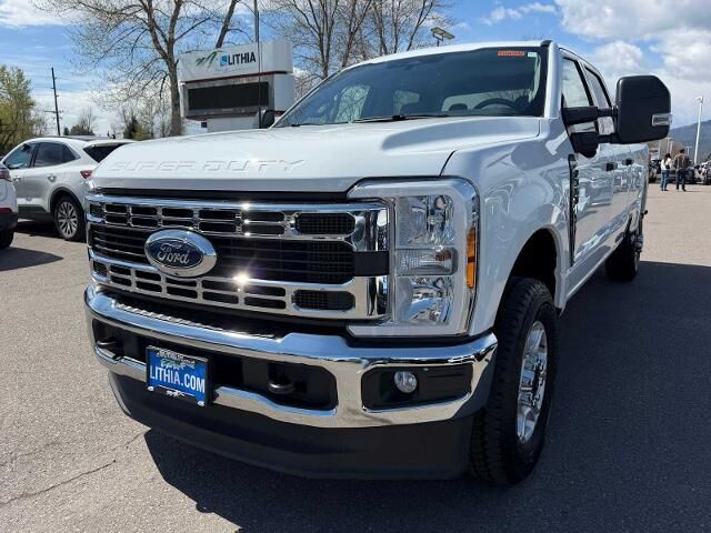 2025 Ford F-350 Super Duty XLT
