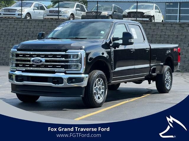 2026 Ford F-350 Super Duty Lariat
