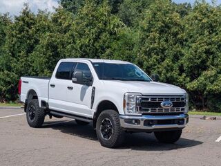 2025 Ford F-350 Super Duty XLT